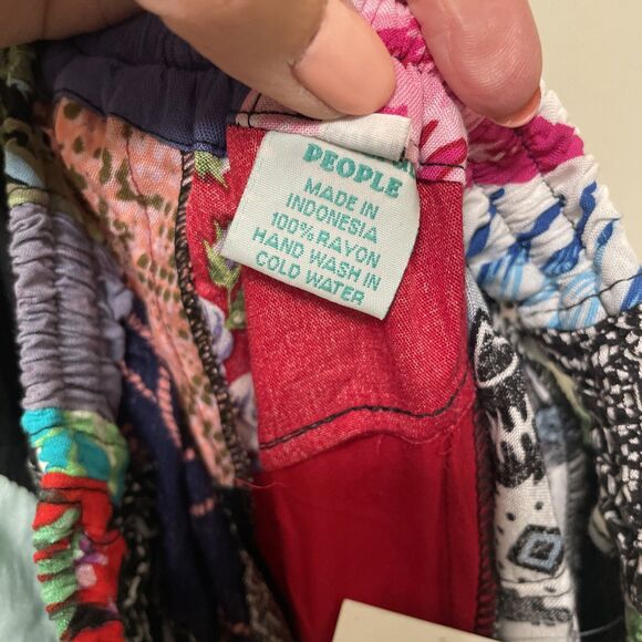 Peaceful People Skirt Sm-Med Boho Hanki Patchwork Renaissance NWT Beautiful - Picture 11 of 12